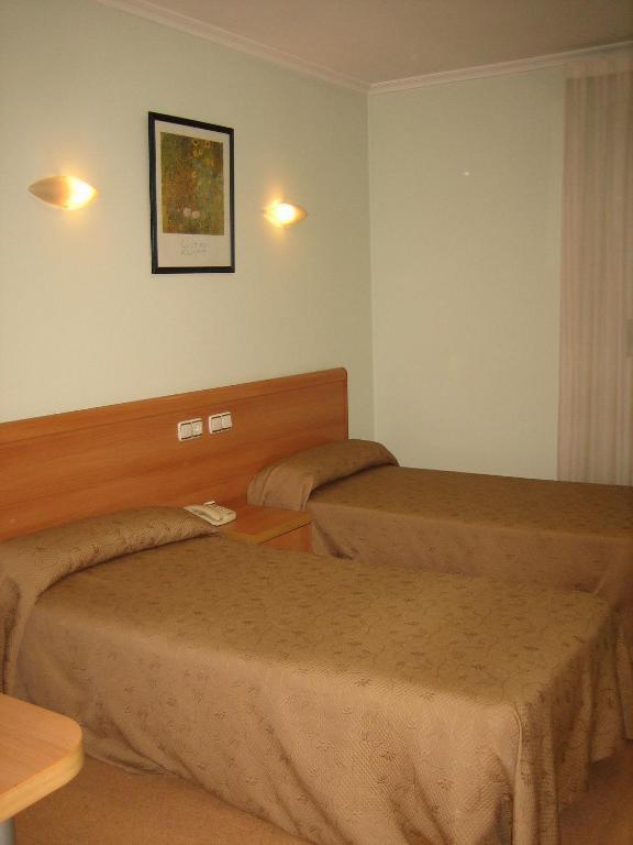 Hostal Madruga Έλτσε Εξωτερικό φωτογραφία