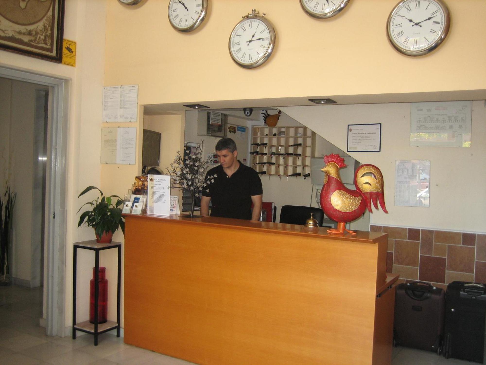 Hostal Madruga Έλτσε Εξωτερικό φωτογραφία